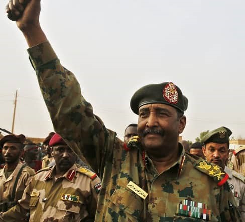 Al Burhan conducts an inspection tour of various parts of Khartoum State following its liberation